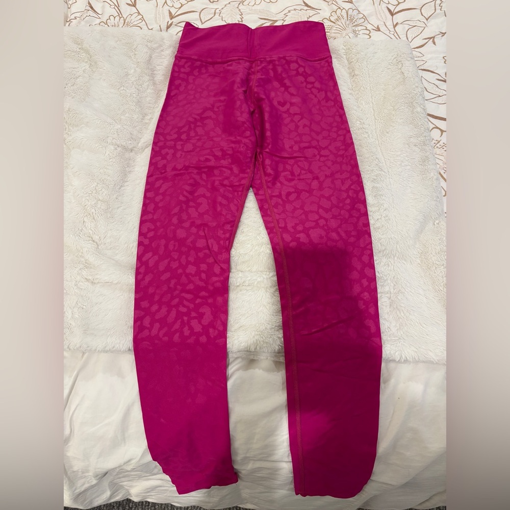 Women’s Carbon 38 Pink Leopard Print Leggings